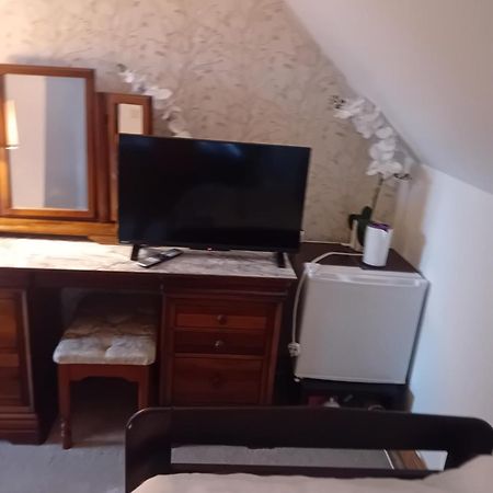 Annaswood B&B Cahir Εξωτερικό φωτογραφία