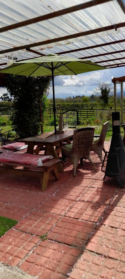 Annaswood B&B Cahir Εξωτερικό φωτογραφία