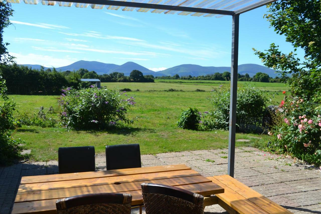 Annaswood B&B Cahir Εξωτερικό φωτογραφία